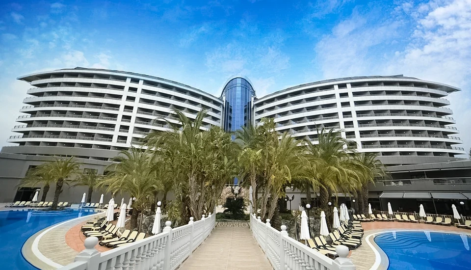 هتل رویال وینگز لارا آنتالیا